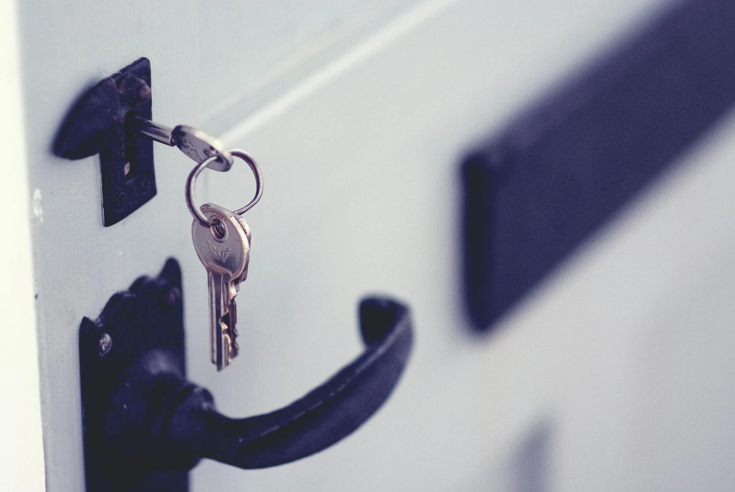 Should I Hire a Property Manager or Manage My Rental Myself?